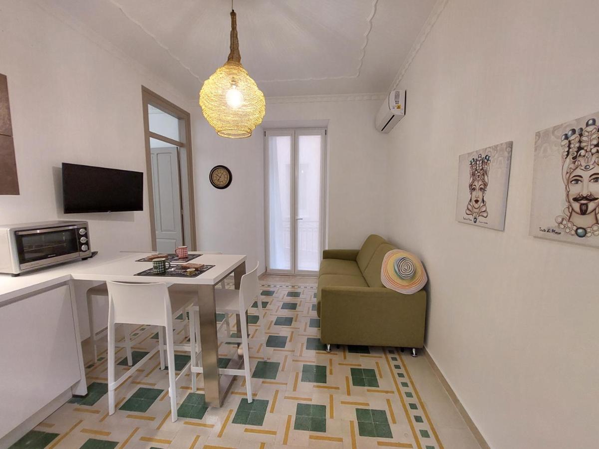 Biscottai42 Apartment Trapani Bagian luar foto