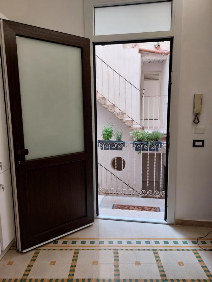Biscottai42 Apartment Trapani Bagian luar foto